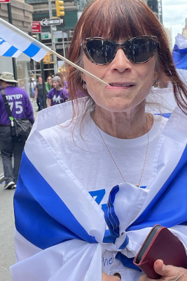 ZOA-at-the-Celebrate-Israel-Parade-2023-in-NYC-Photos-via-Susan-May-Tell23