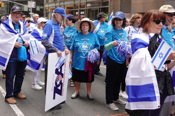 ZOA-at-the-Celebrate-Israel-Parade-2023-in-NYC-Photos-via-Susan-May-Tell9
